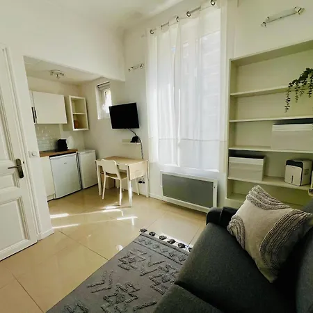 דירה Chic & Cosy